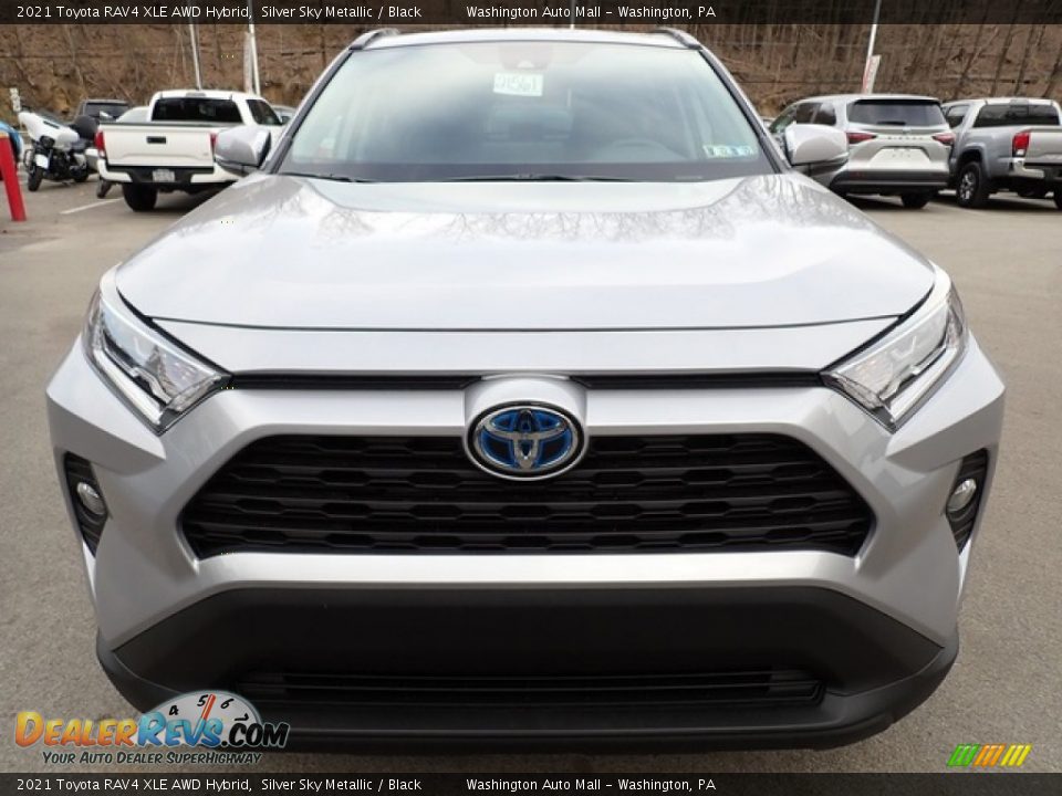 2021 Toyota RAV4 XLE AWD Hybrid Silver Sky Metallic / Black Photo #9