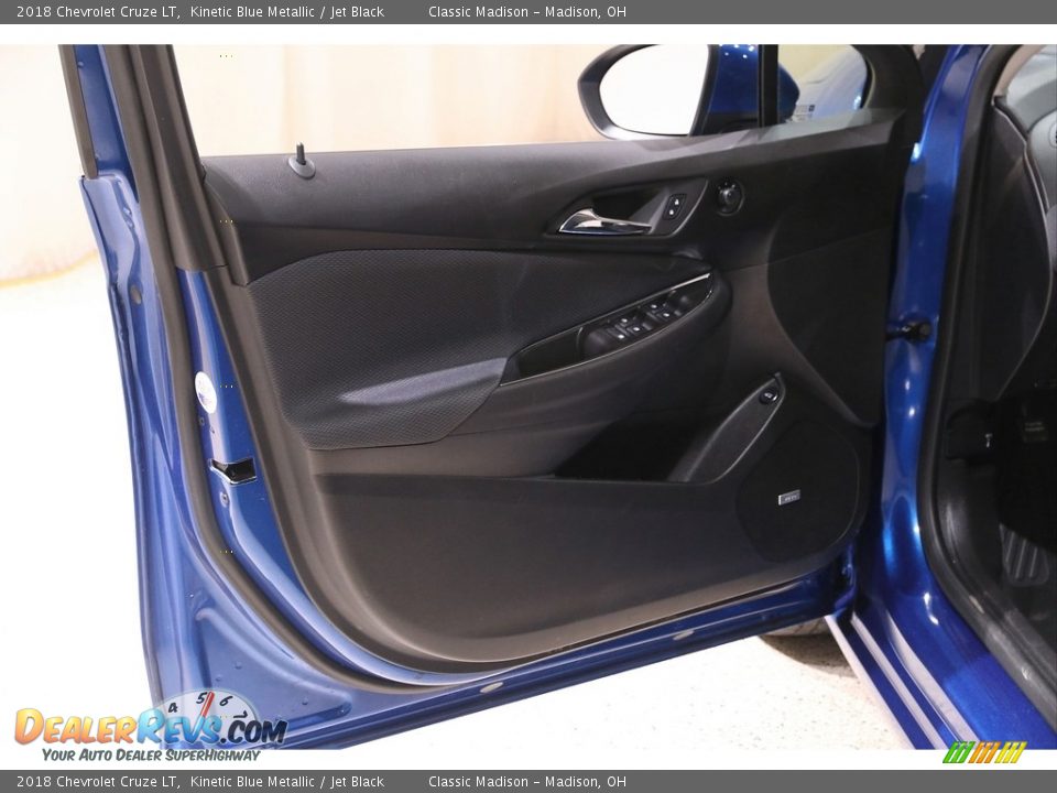 2018 Chevrolet Cruze LT Kinetic Blue Metallic / Jet Black Photo #4