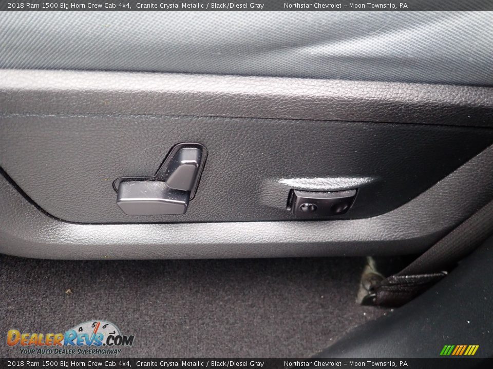 2018 Ram 1500 Big Horn Crew Cab 4x4 Granite Crystal Metallic / Black/Diesel Gray Photo #24