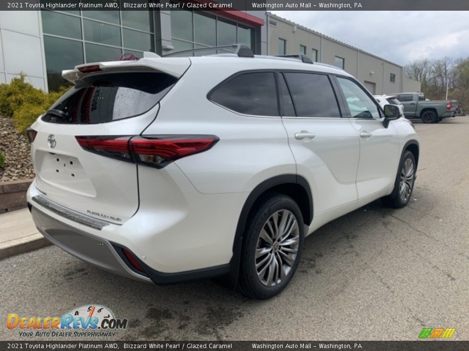 2021 Toyota Highlander Platinum AWD Blizzard White Pearl / Glazed Caramel Photo #16