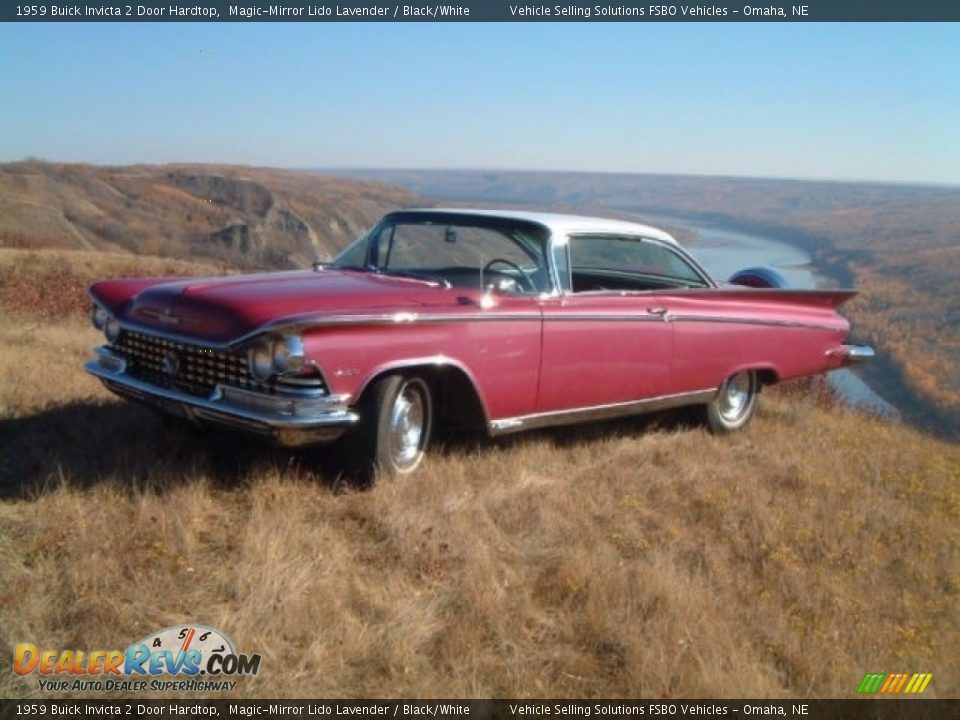 Front 3/4 View of 1959 Buick Invicta 2 Door Hardtop Photo #1