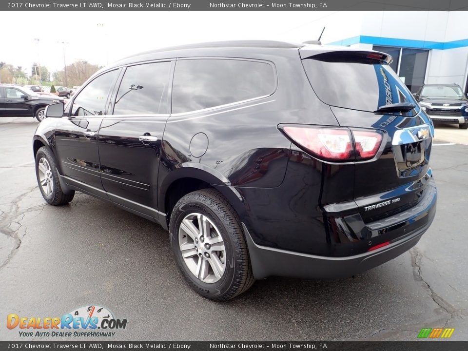 2017 Chevrolet Traverse LT AWD Mosaic Black Metallic / Ebony Photo #4