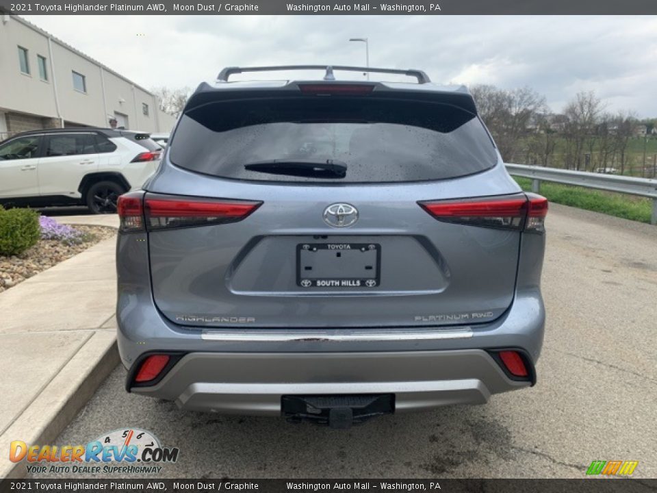 2021 Toyota Highlander Platinum AWD Moon Dust / Graphite Photo #15