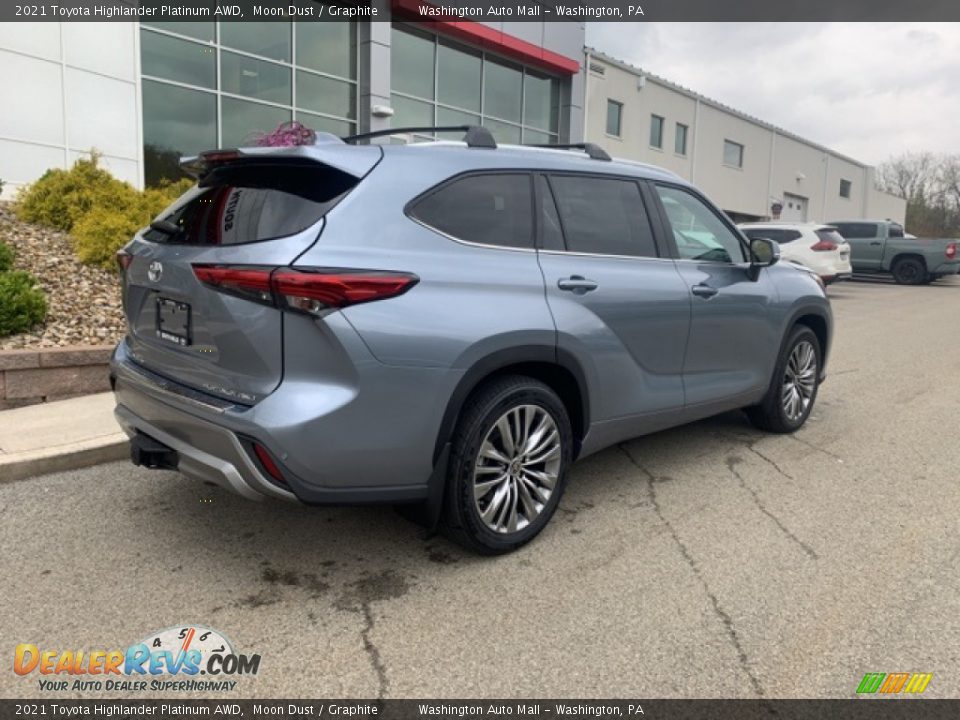 2021 Toyota Highlander Platinum AWD Moon Dust / Graphite Photo #16