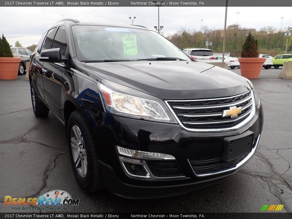 2017 Chevrolet Traverse LT AWD Mosaic Black Metallic / Ebony Photo #12