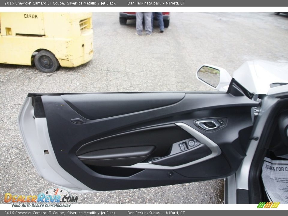 2016 Chevrolet Camaro LT Coupe Silver Ice Metallic / Jet Black Photo #9