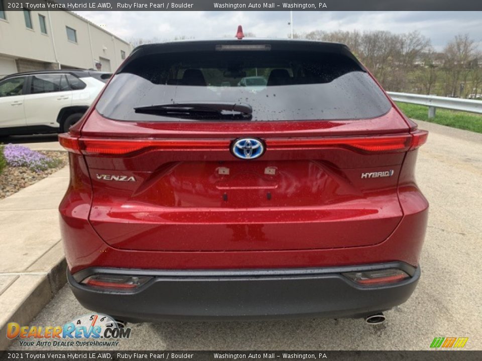 2021 Toyota Venza Hybrid LE AWD Ruby Flare Pearl / Boulder Photo #13