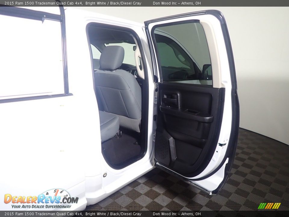 2015 Ram 1500 Tradesman Quad Cab 4x4 Bright White / Black/Diesel Gray Photo #35