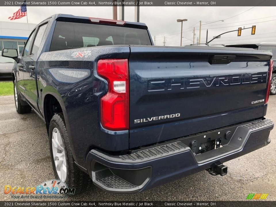 2021 Chevrolet Silverado 1500 Custom Crew Cab 4x4 Northsky Blue Metallic / Jet Black Photo #4