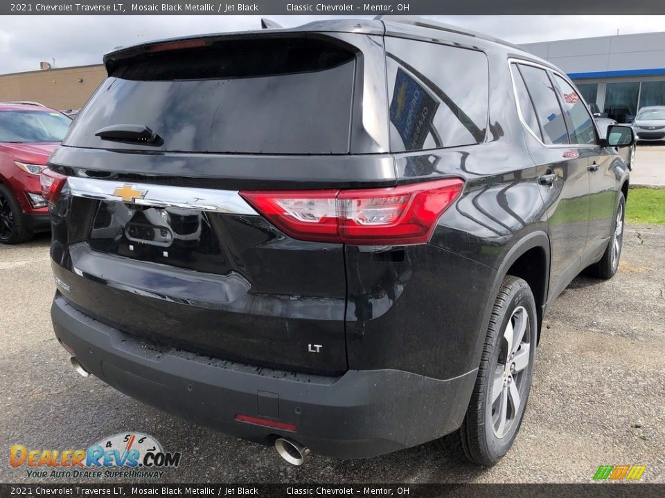 2021 Chevrolet Traverse LT Mosaic Black Metallic / Jet Black Photo #3