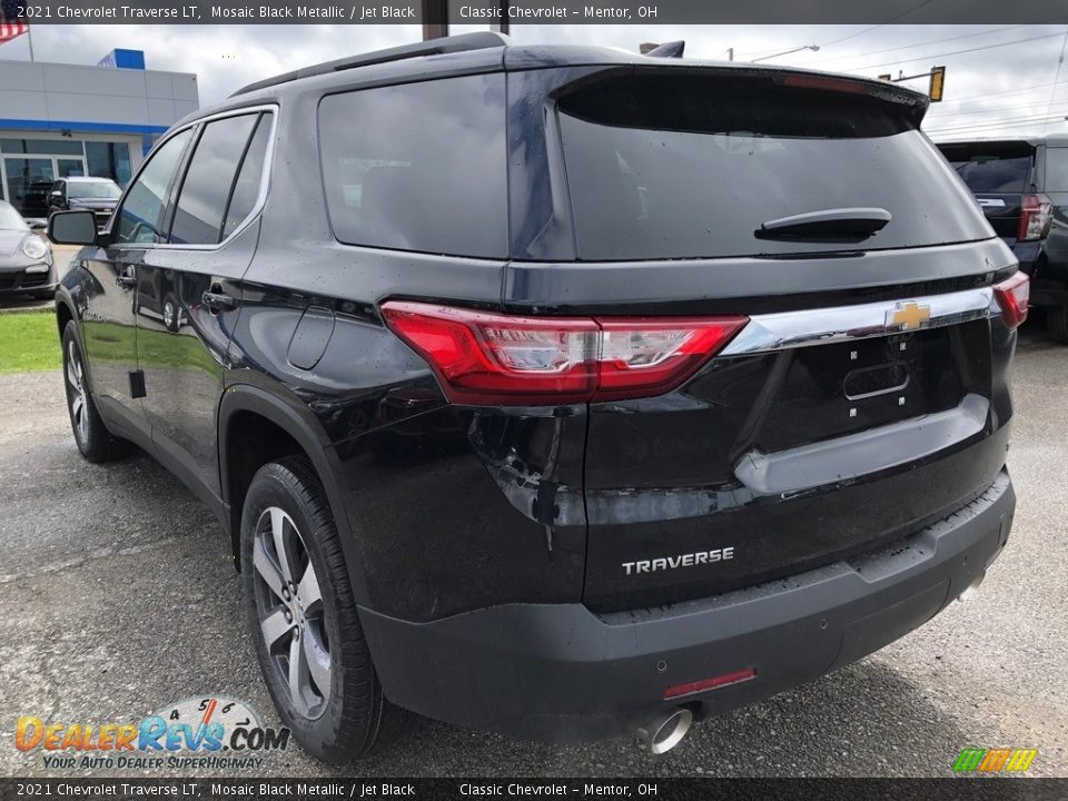 2021 Chevrolet Traverse LT Mosaic Black Metallic / Jet Black Photo #4