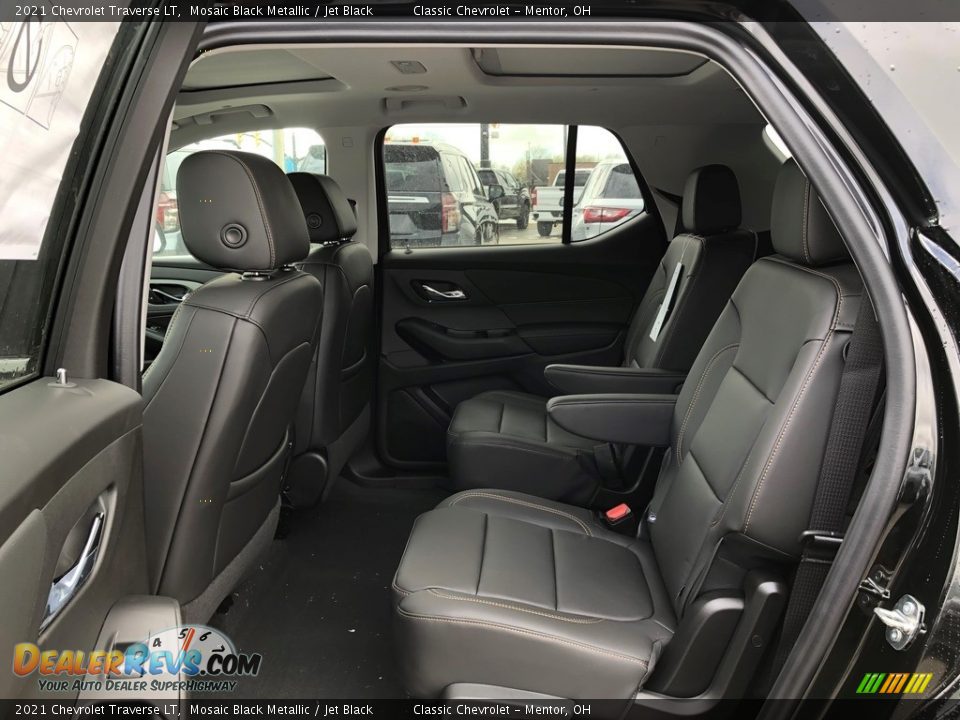 2021 Chevrolet Traverse LT Mosaic Black Metallic / Jet Black Photo #6