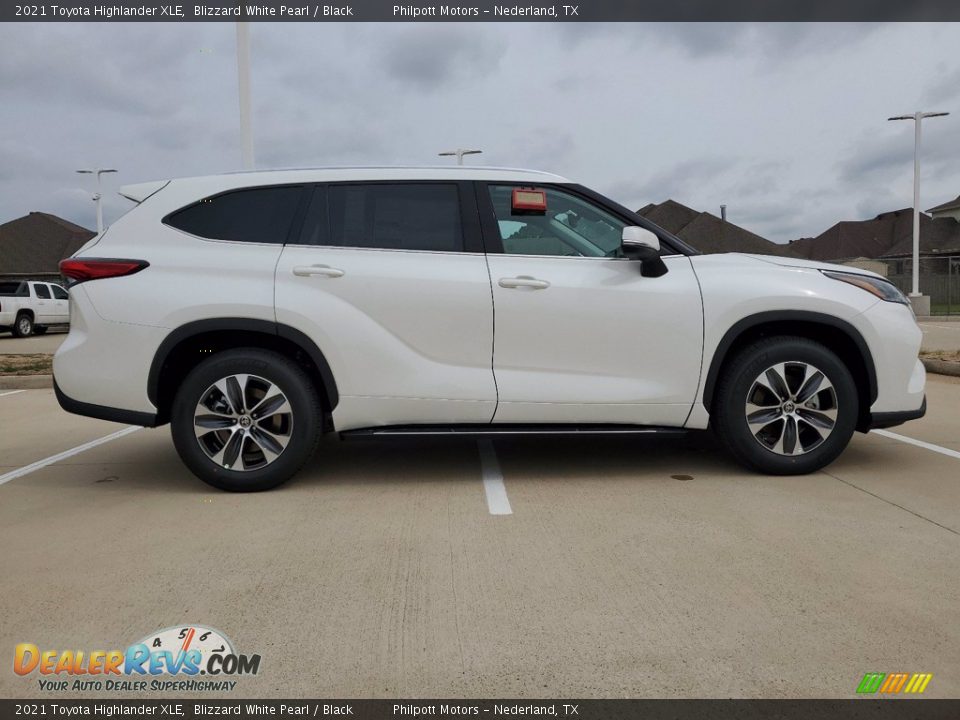 2021 Toyota Highlander XLE Blizzard White Pearl / Black Photo #12