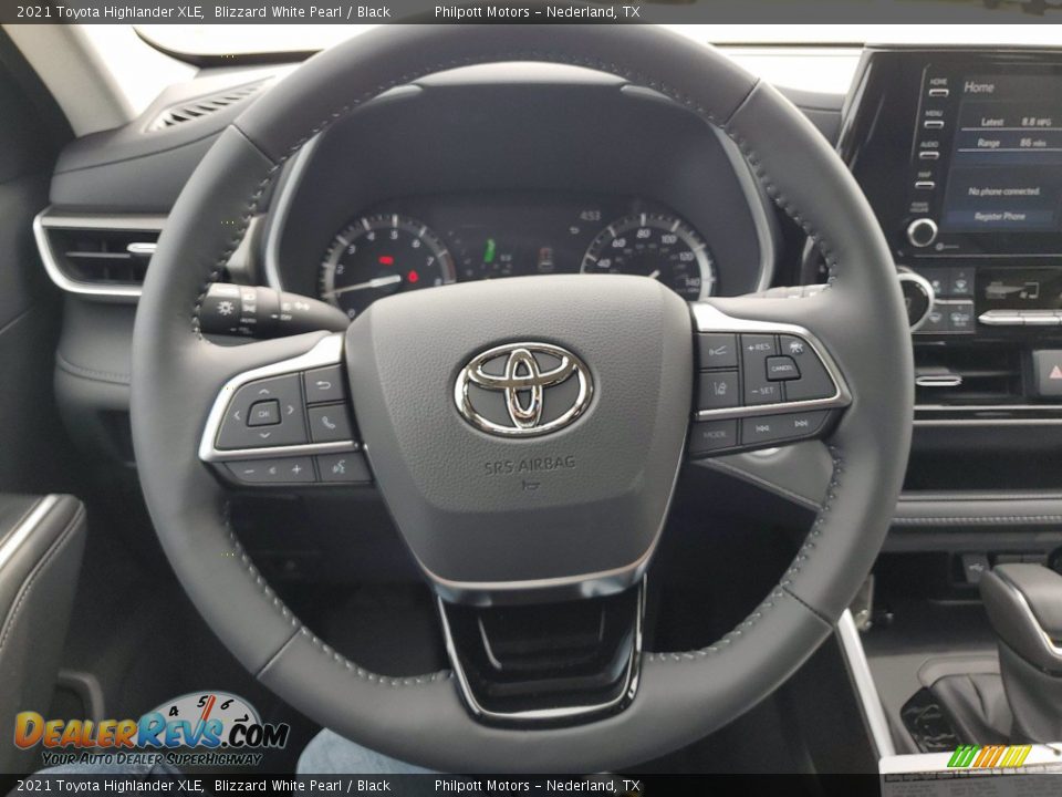 2021 Toyota Highlander XLE Blizzard White Pearl / Black Photo #15