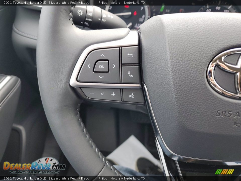 2021 Toyota Highlander XLE Blizzard White Pearl / Black Photo #16