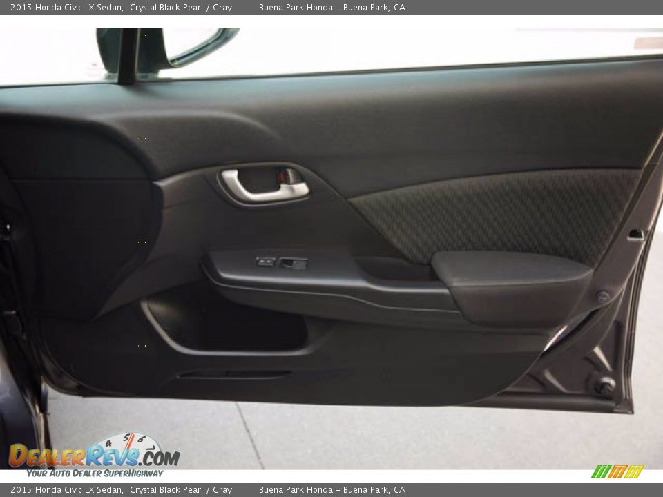 2015 Honda Civic LX Sedan Crystal Black Pearl / Gray Photo #30