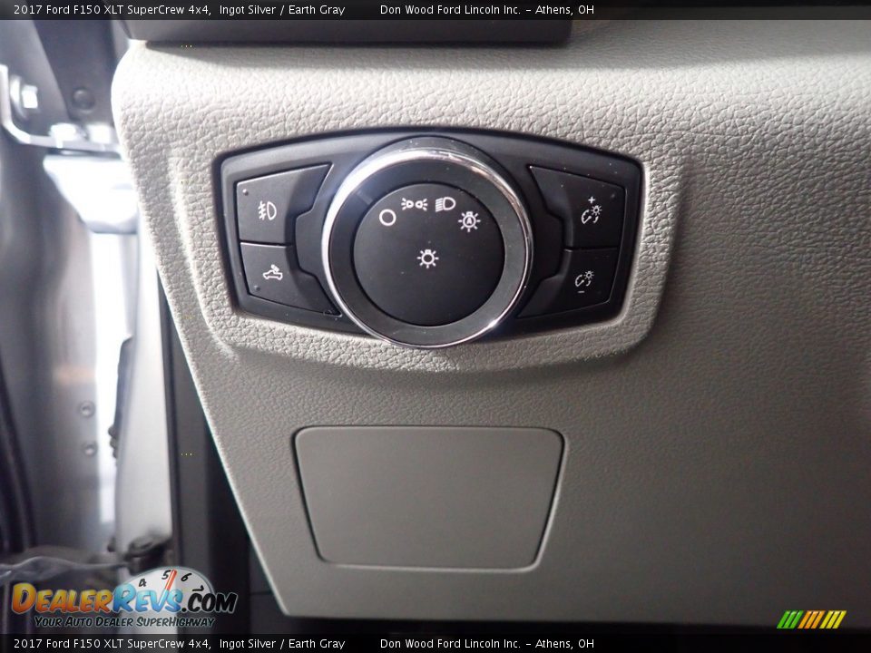 2017 Ford F150 XLT SuperCrew 4x4 Ingot Silver / Earth Gray Photo #30