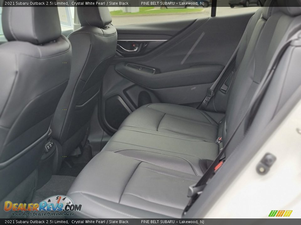 2021 Subaru Outback 2.5i Limited Crystal White Pearl / Slate Black Photo #32