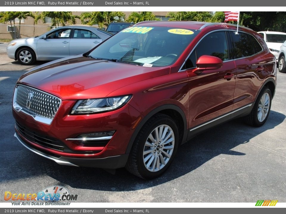 2019 Lincoln MKC FWD Ruby Red Metallic / Ebony Photo #4