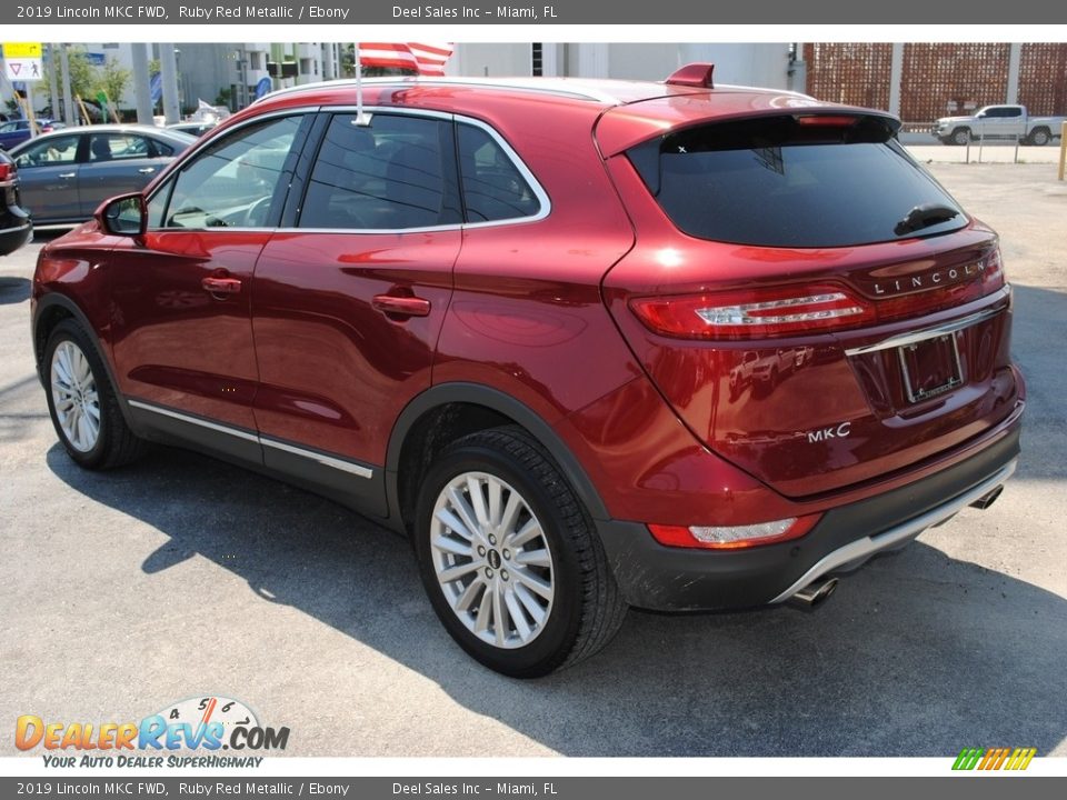 2019 Lincoln MKC FWD Ruby Red Metallic / Ebony Photo #6