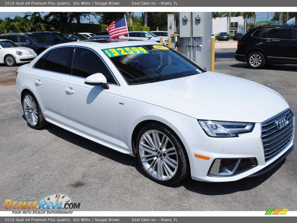 Front 3/4 View of 2019 Audi A4 Premium Plus quattro Photo #2