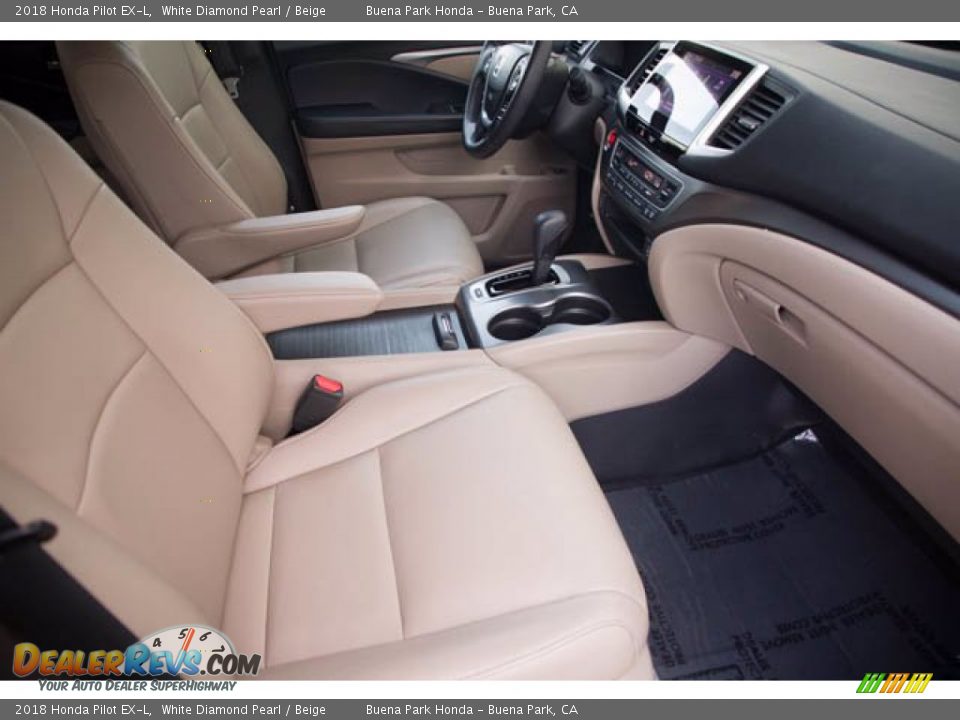 Front Seat of 2018 Honda Pilot EX-L Photo #24