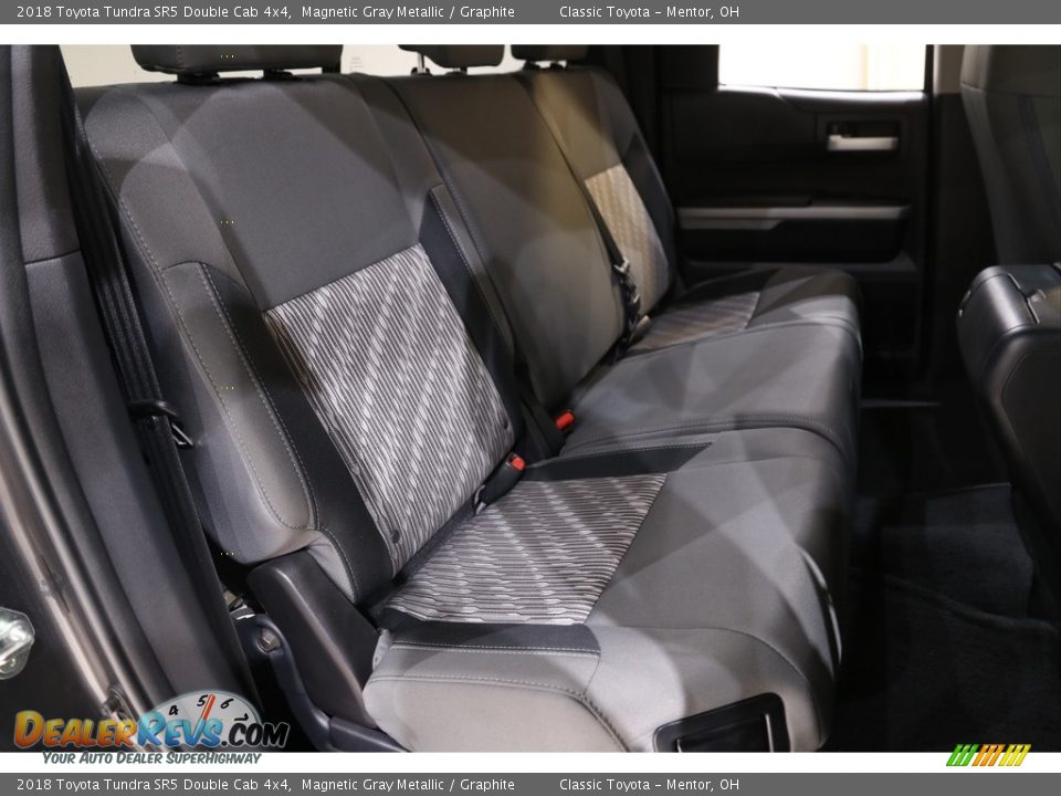 2018 Toyota Tundra SR5 Double Cab 4x4 Magnetic Gray Metallic / Graphite Photo #14