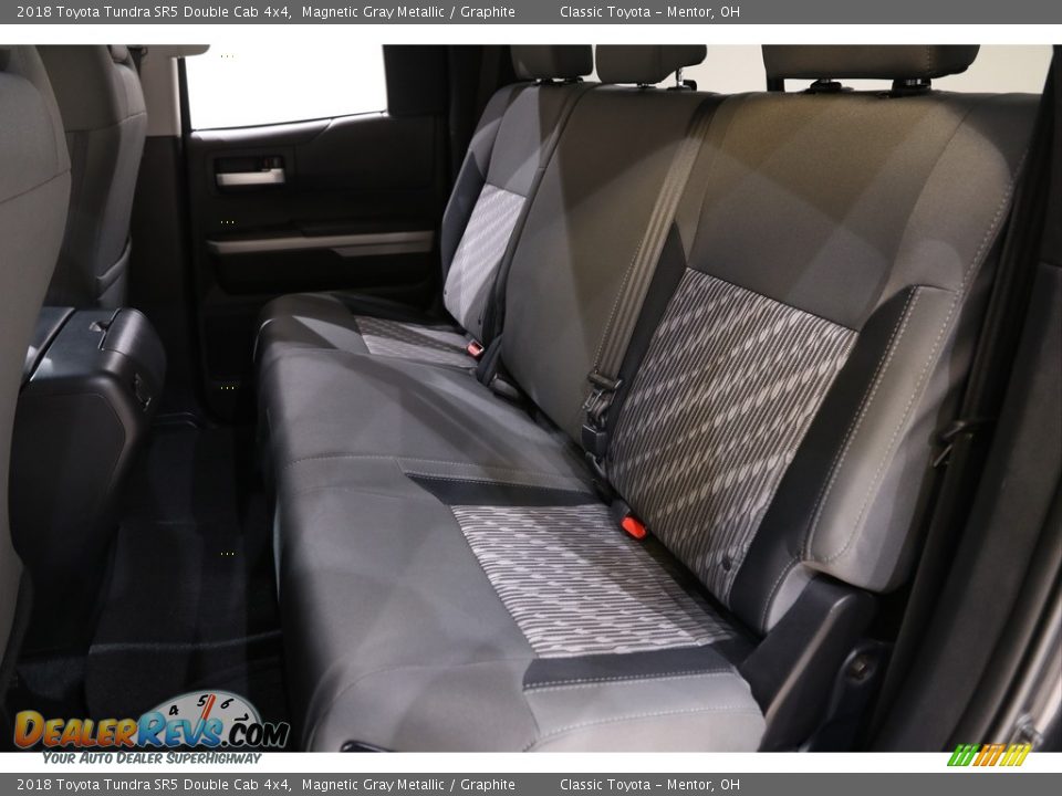 2018 Toyota Tundra SR5 Double Cab 4x4 Magnetic Gray Metallic / Graphite Photo #15