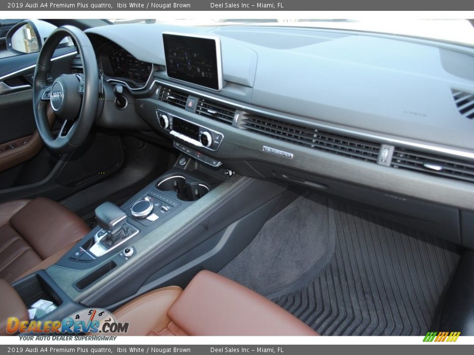 Dashboard of 2019 Audi A4 Premium Plus quattro Photo #15