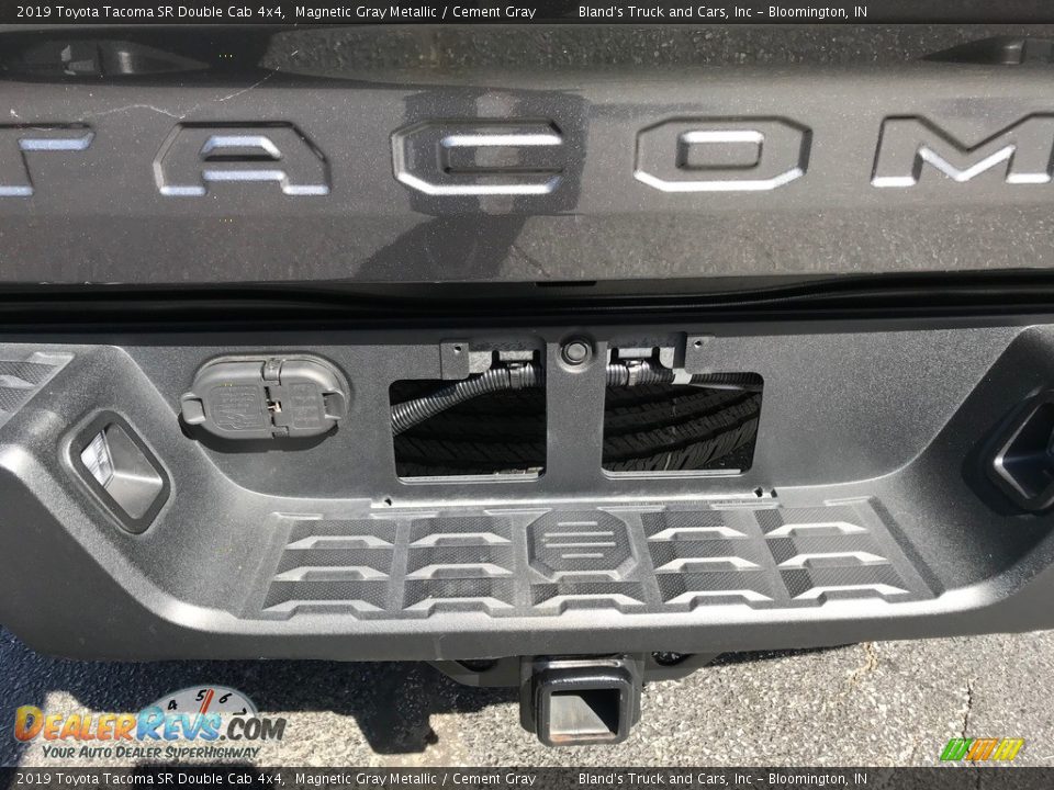 2019 Toyota Tacoma SR Double Cab 4x4 Magnetic Gray Metallic / Cement Gray Photo #8