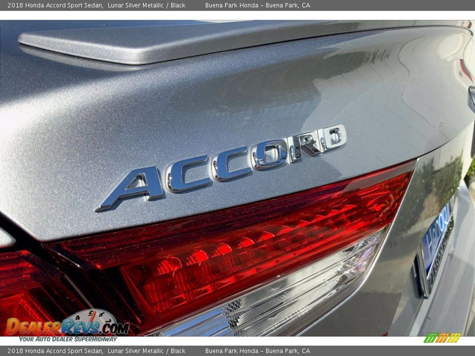 2018 Honda Accord Sport Sedan Lunar Silver Metallic / Black Photo #9