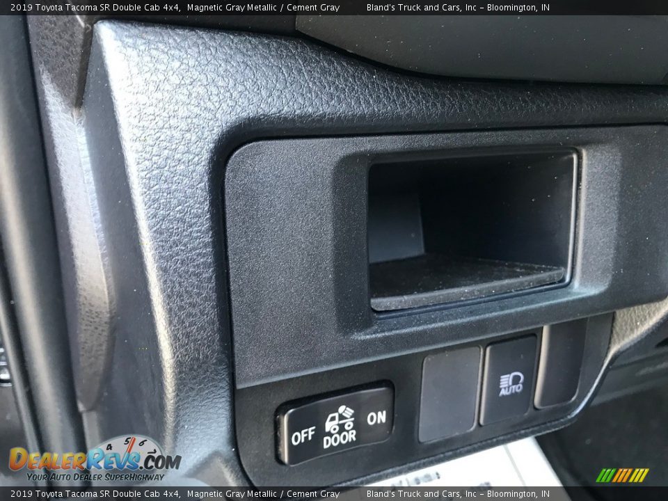2019 Toyota Tacoma SR Double Cab 4x4 Magnetic Gray Metallic / Cement Gray Photo #13