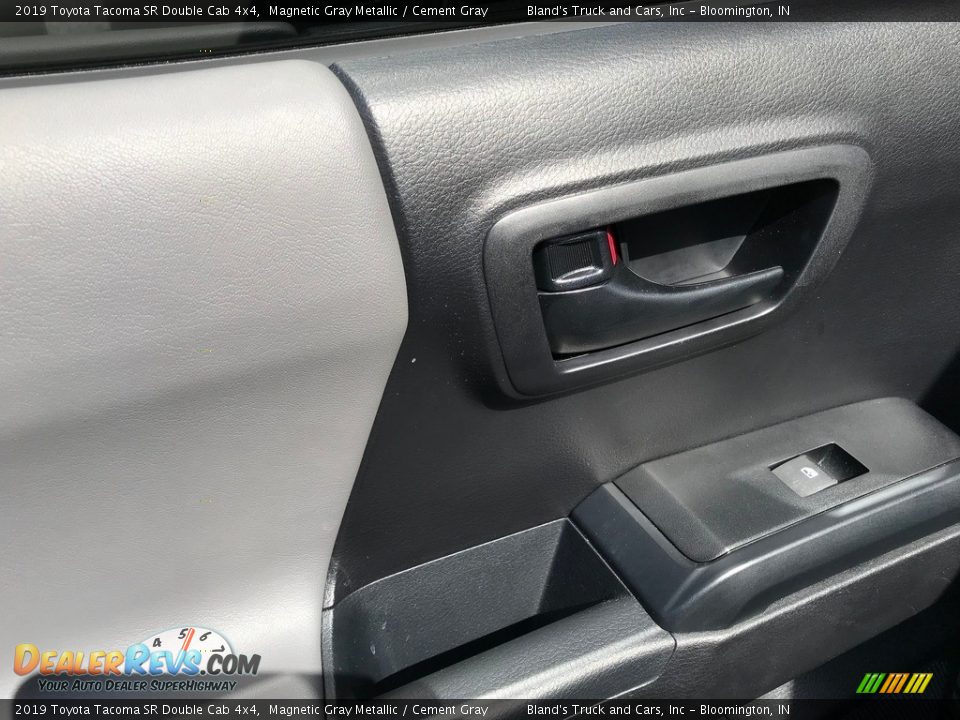 2019 Toyota Tacoma SR Double Cab 4x4 Magnetic Gray Metallic / Cement Gray Photo #31