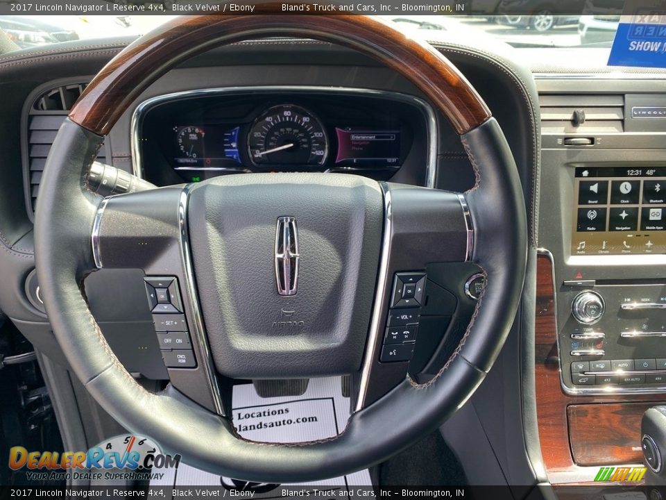 2017 Lincoln Navigator L Reserve 4x4 Steering Wheel Photo #17