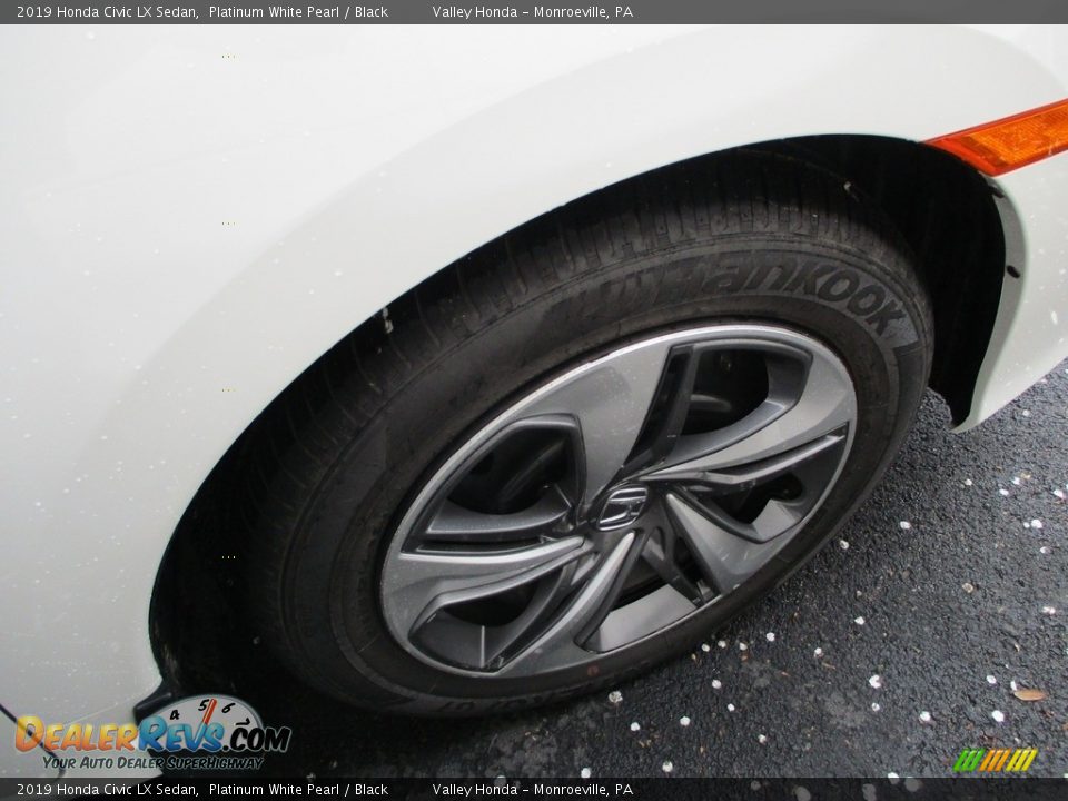 2019 Honda Civic LX Sedan Platinum White Pearl / Black Photo #6