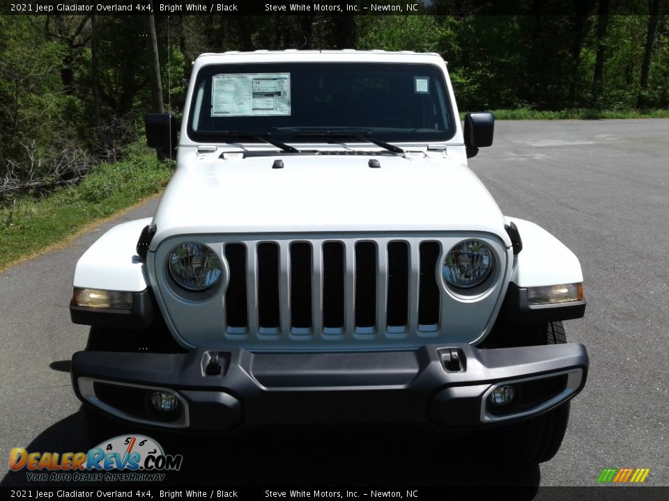 2021 Jeep Gladiator Overland 4x4 Bright White / Black Photo #3