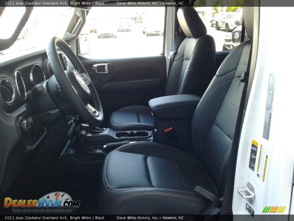 2021 Jeep Gladiator Overland 4x4 Bright White / Black Photo #11