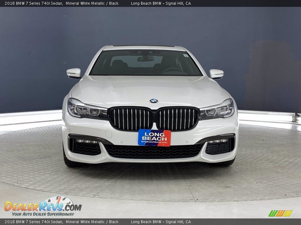2018 BMW 7 Series 740i Sedan Mineral White Metallic / Black Photo #2