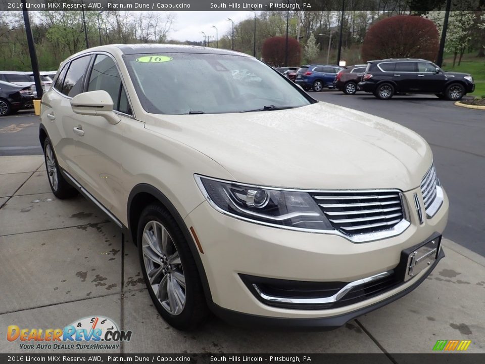 Front 3/4 View of 2016 Lincoln MKX Reserve AWD Photo #8