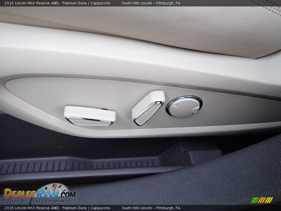 Front Seat of 2016 Lincoln MKX Reserve AWD Photo #19