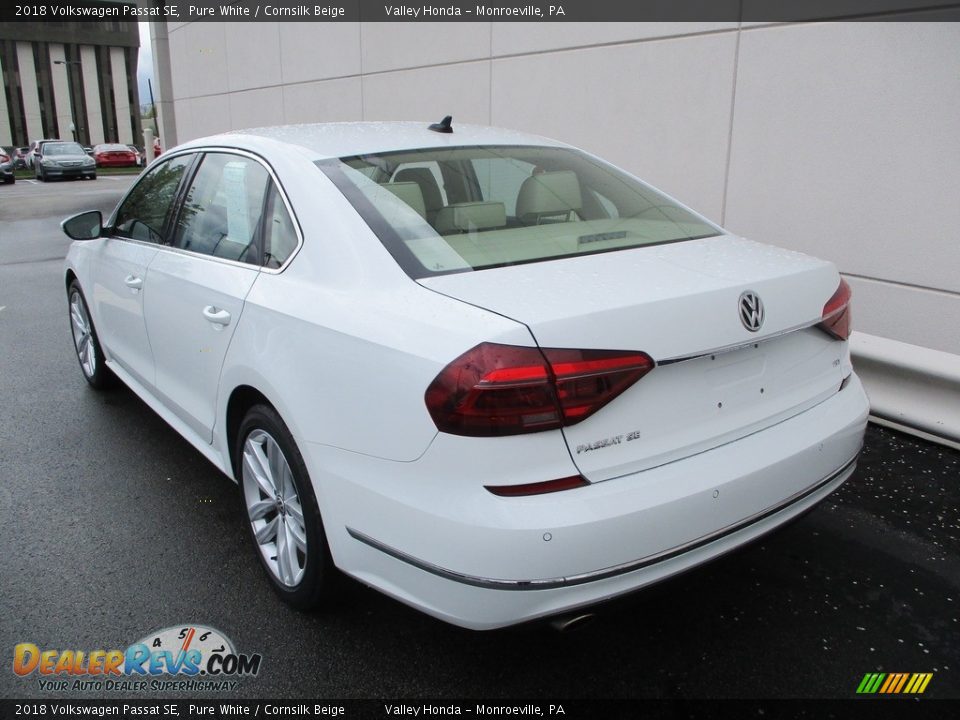 2018 Volkswagen Passat SE Pure White / Cornsilk Beige Photo #3