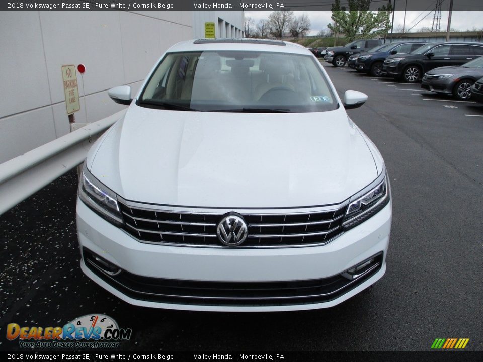 2018 Volkswagen Passat SE Pure White / Cornsilk Beige Photo #7