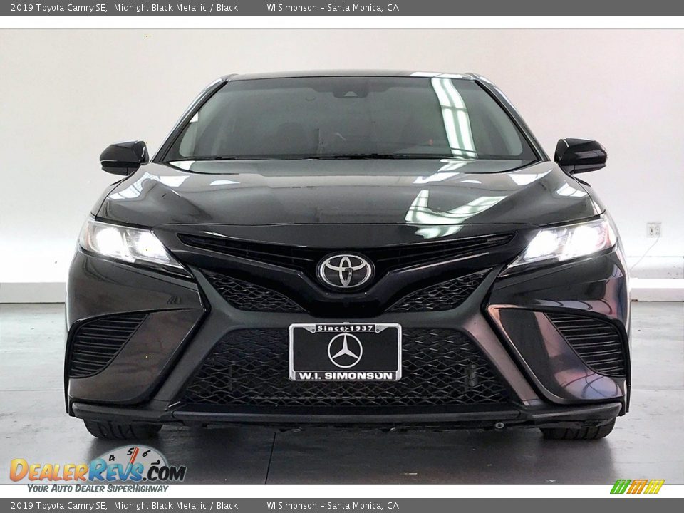 2019 Toyota Camry SE Midnight Black Metallic / Black Photo #2