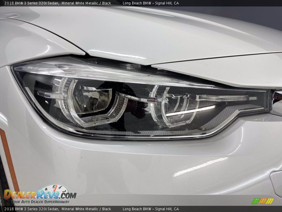 2018 BMW 3 Series 320i Sedan Mineral White Metallic / Black Photo #7