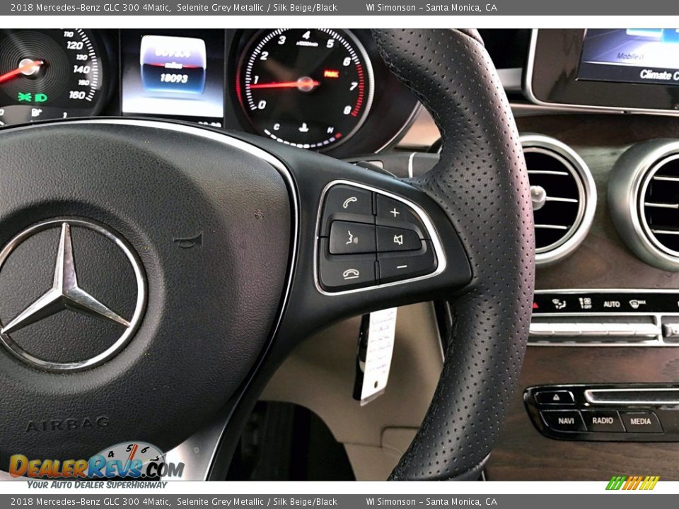 2018 Mercedes-Benz GLC 300 4Matic Selenite Grey Metallic / Silk Beige/Black Photo #22
