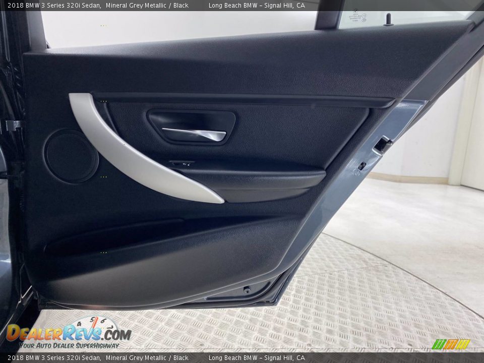 2018 BMW 3 Series 320i Sedan Mineral Grey Metallic / Black Photo #34