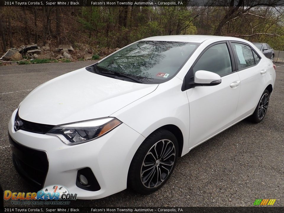 2014 Toyota Corolla S Super White / Black Photo #1