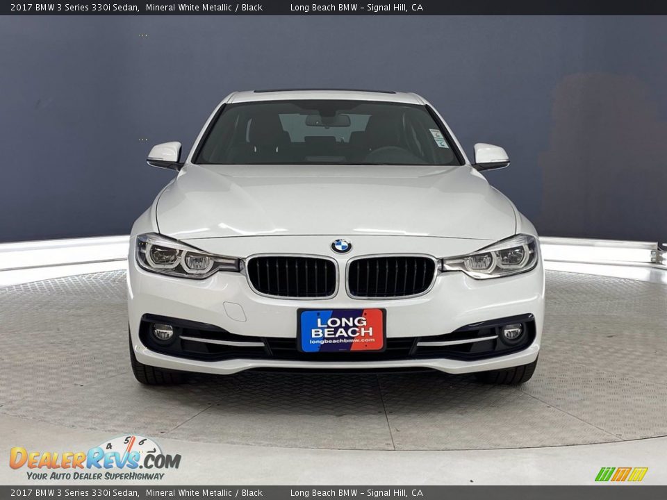 2017 BMW 3 Series 330i Sedan Mineral White Metallic / Black Photo #2