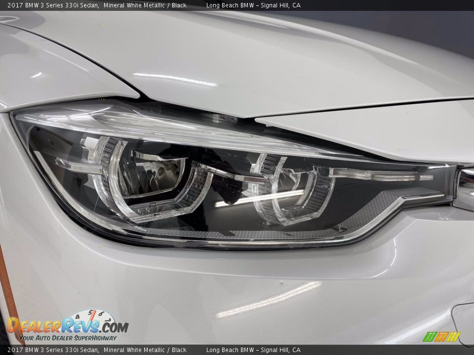 2017 BMW 3 Series 330i Sedan Mineral White Metallic / Black Photo #7