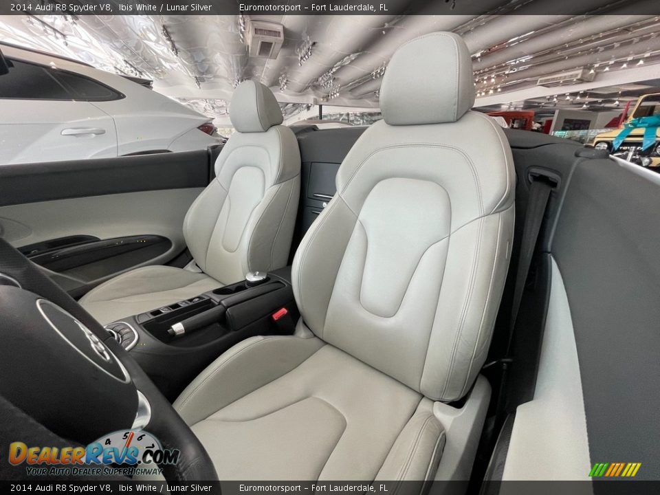 Front Seat of 2014 Audi R8 Spyder V8 Photo #2